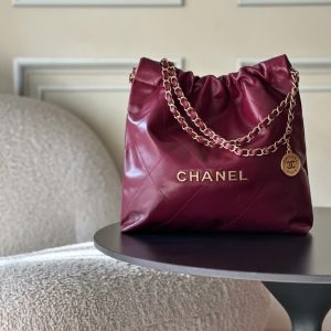Top-tier goods_High-volume pricing p750 France·Premium bespoke Chane1

AS3260# Chanel 2022 New Arrival Oiled Leather Calfskin Drawstring Tote

Exclusive real-shot Chanel chain bag, shoulder bag—autumn/winter runway style💃 Soft and comfortable, exceptional quality. Beauty lovers, grab yours now! 

Pairs perfectly with winter coats. Versatile, minimalist, and spacious!

Size: 35x37x7cm