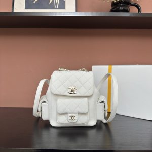 790AS4399# White Ball Pattern Light Gold 💜 Exclusive Background 💜
Authentic Product, Top-Quality Item 👜 Dimensions: 19.5*18*10cm