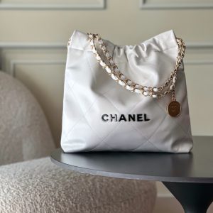 Top-tier goods_High-volume pricing p750 France·Premium bespoke Chane1

AS3260# Chanel 2022 New Arrival Oiled Leather Calfskin Drawstring Tote

Exclusive real-shot Chanel chain bag, shoulder bag—autumn/winter runway style💃 Soft and comfortable, exceptional quality. Beauty lovers, grab yours now! 

Pairs perfectly with winter coats. Versatile, minimalist, and spacious!

Size: 35x37x7cm