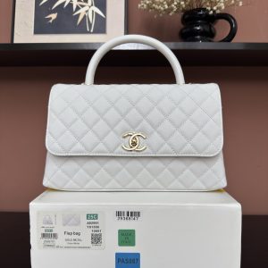810AS92991# White Ball Pattern with Gold Trim 💜 Exclusive Background 💜
Authentic Product, Top-Quality Item 👜 Timeless Classic Handbag～
Coco Handle Flap Bag 🎁 Dimensions: 29*18*12cm