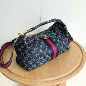 Alternative view of Batch 310... Style No.: 853972 Dimensions: 29/19/13.5