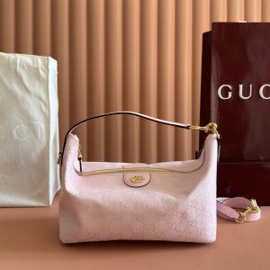 p630🔥【Complete Counter Packaging】Drawing inspiration from classic makeup cases, the Gucci Vanity series features a striking silhouette with three versatile carrying options. This handbag can be worn over the shoulder or folded into a top-handle tote.With the additional strap, it transforms into a crossbody bag. Beige and brown GG canvas, brown leather trim, gold-tone hardware, green linen-cotton blend lining, double G sliding handle: 4 cm - 42 cm, detachable and adjustable leather shoulder strap, zipper closure. Model: 857799.Dimensions: 27.5 cm (W) x 13 cm (H) x 14.5 cm (D) Weight: Approx. 0.45 kg Color: Pink