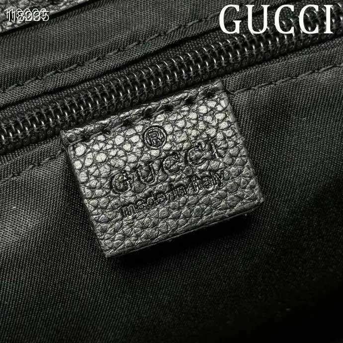 Batch 300... Model: 449172 Black Canvas Dimensions: 28x20x9cm Gucci Boutique New Arrival Flat Messenger Bag, meticulously crafted from soft premium canvas! Minimalist design seamlessly blends with the brand's iconic emblem! Adjustable shoulder strap 🉑️ ✅ Super spacious capacity, unisex style - Image 8