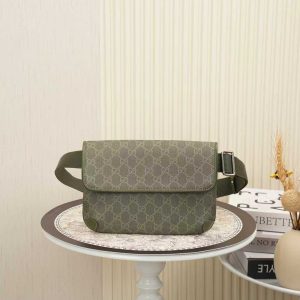 Batch 280...💎New Arrivals🔥Authentic quality, real photos. Style No.: 792091 Green Rubber Dimensions: W24 × H16.5 × D6cm. In stock and ready to ship.🌹🌹🌹