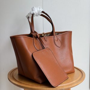 Alternative view of Batch 320... Model No.: 839112 Brown Leather Dimensions: Width 30-50 x Height 27 x Side Width 23 cm