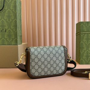 Alternative view of Batch 300...🔥🔥 💞𝙃𝙤𝙧𝙨𝙚𝙗𝙞𝙩 𝙢𝙞𝙣𝙞 Saddle Bag The mini size you've been dreaming of is finally here! The designer totally gets your girly heart—this is absolutely the next big hit, though it's already flying off the shelves! The size is super cute and comes with two interchangeable straps: a thick strap + a thin strap for the perfect combo. If you thought the 25 was too big before, go ahead and grab the mini this time. Gucci has really thought of everything to meet all your needs—nothing you can't imagine. Model: 658574, Dimensions: 20.5*14*5cm