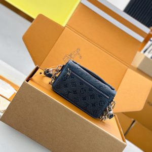 Alternative view of Internal Price P1330【Premium MB Genuine Leather】POCHETTE MÉTIS EAST WEST Handbag Model: M26456 Pearl Blue Material: Grade A Full Steel Hardware, Imported Genuine Fabric Packaging: Complete Original Duty-Free MB Packaging Dimensions: 21.5x13.5x6CM