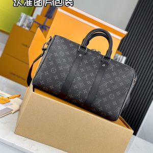 Alternative view of Internal Price P1050. 【Premium MB High-Stretch Fabric】 KEEPALL BANDOULIÈRE 35 Handbag Model: M46655 Materials: A+ Grade Solid Steel Hardware, Imported High-Stretch Fabric Packaging: Full Premium Duty-Free MB Packaging Dimensions: 34x21x16cm