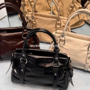 5BA327 Oil-Waxed Leather Miu Miu Spring/Summer 2026 RIBBON