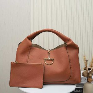 Batch 360... Gucc1 Softbit Series Large Lychee-Pattern Shoulder Bag with Detachable Clutch, Style No. 837466 Earth Brown Leather 🎈🎈🎈 Dimensions: 46 cm (W) x 26 cm (H) x 16 cm (D)