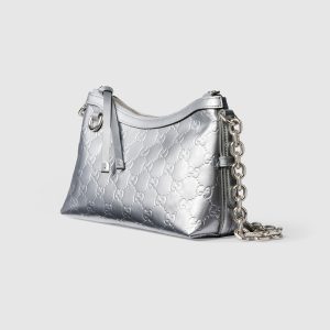 Alternative view of G Home New Arrival Model No.: 851631 Silver-tone embossed leather Dimensions: W22 x H14 x D8 cm In stock and ready to ship 💕💕💕