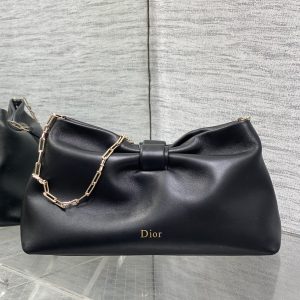 Alternative view of In Stock‼️🎀Dior-LAMBSKIN 2026 Spring/Summer New Arrival LAMBSKIN Chain Bag. A fresh silhouette crafted from supple calfskin leather, this elegant and sophisticated piece offers versatile functionality to carry all your essentials. The perfect companion for both daytime and evening wear.Features a detachable chain strap adorned with a bow🎀 for added charm. Can be carried by hand or worn crossbody. 0714Size: 30*17.5*12cm