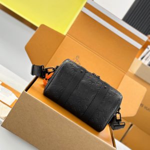 Alternative view of Internal Price P1230【Premium MB Genuine Leather】CITY KEEPALL Handbag Model: M26750 Material: A+ Grade Full Steel Hardware, Imported High-Stretch Fabric Packaging: Full Premium Duty-Free MB Packaging Dimensions: 16.5 x 15 x 27.5 cm (Height x Width x Length)