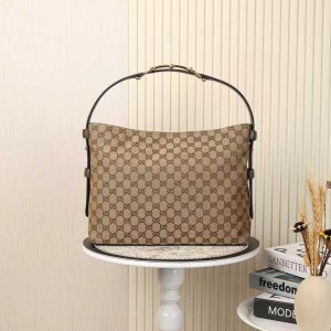 Batch 330... GUCCI new arrivals, boutique-quality, top-tier authentic stock, real photos! Style No.: 850926 Coffee Apricot Fabric 🎈🎈🎈 Dimensions: 35cm (W) x 27.5cm (H) x 11cm (Side Width) 🎉🎉🎉 Now shipping!