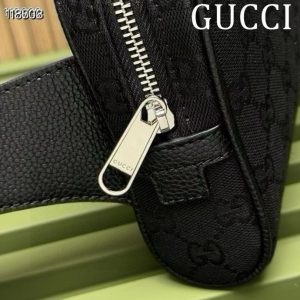 Alternative view of Batch 270.. Style No.: 449174 Apricot Black Dimensions: 22.5*15*4cm Gucci Canvas & Leather Double G Print Zipper Bag 🉑️ Works as a chest bag 🉑️ Works as a waist bag Can be worn crossbody, unisex, lightweight for outings Holds daily essentials with ease