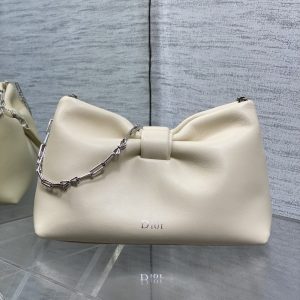 Alternative view of In Stock‼️🎀Dior-LAMBSKIN 2026 Spring/Summer New Arrival LAMBSKIN Chain Bag. A fresh silhouette crafted from supple calfskin leather, exuding elegance and sophistication. This versatile design effortlessly accommodates daily essentials, making it the perfect companion for both daytime and evening wear.Features a detachable chain strap adorned with a bow🎀 for added charm. Can be carried by hand or worn crossbody. 0713 Size: 26*16*10cm