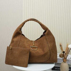 Batch 370... Gucci Softbit Series Oversized Shoulder Bag with Detachable Clutch, Style No. 837466 Brown Satin🎈🎈🎈 Dimensions: 46 cm (W) x 26 cm (H) x 16 cm (D)