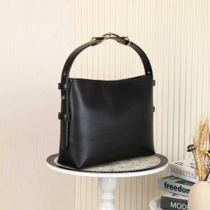 Alternative view of Batch 330... GUCCI new arrivals, boutique-quality, top-tier authentic stock, real photos! Style No.: 850926 Black Leather 🎈🎈🎈 Dimensions: Width 35cm x Height 27.5cm x Side Depth 11cm 🎉🎉🎉 Now shipping!