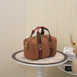 Alternative view of Batch 310... Upgraded Edition Actual Shots Model No.: 859975 Dimensions: 20W x 13H x 13D cm