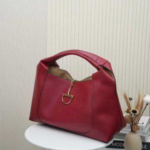 Alternative view of Batch 360... Gucc1 Softbit Series Lychee Texture Oversized Shoulder Bag with Detachable Clutch, Style No. 837466 Red Leather 🎈🎈🎈 Dimensions: 46 cm (Width) x 26 cm (Height) x 16 cm (Depth)