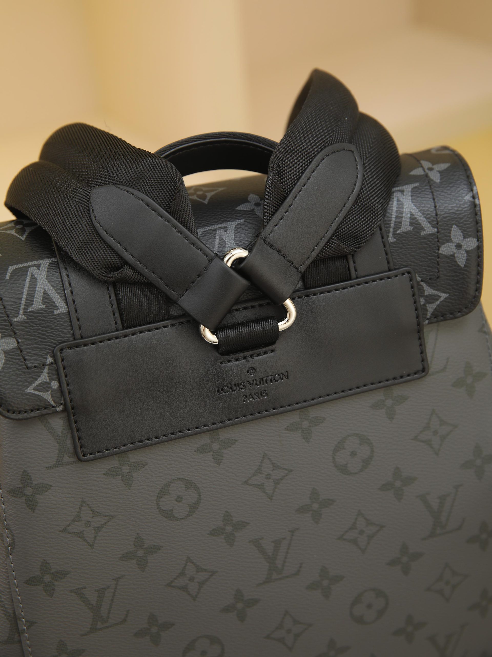 The compact backpack reinterprets the rugged, unpretentious spirit of a hiking pack in Monogram canvas. Its distinctive design seamlessly transitions between work and leisure, embodying a premium lifestyle. 41 x 47 x 13 cm (L x H x W) - Image 7