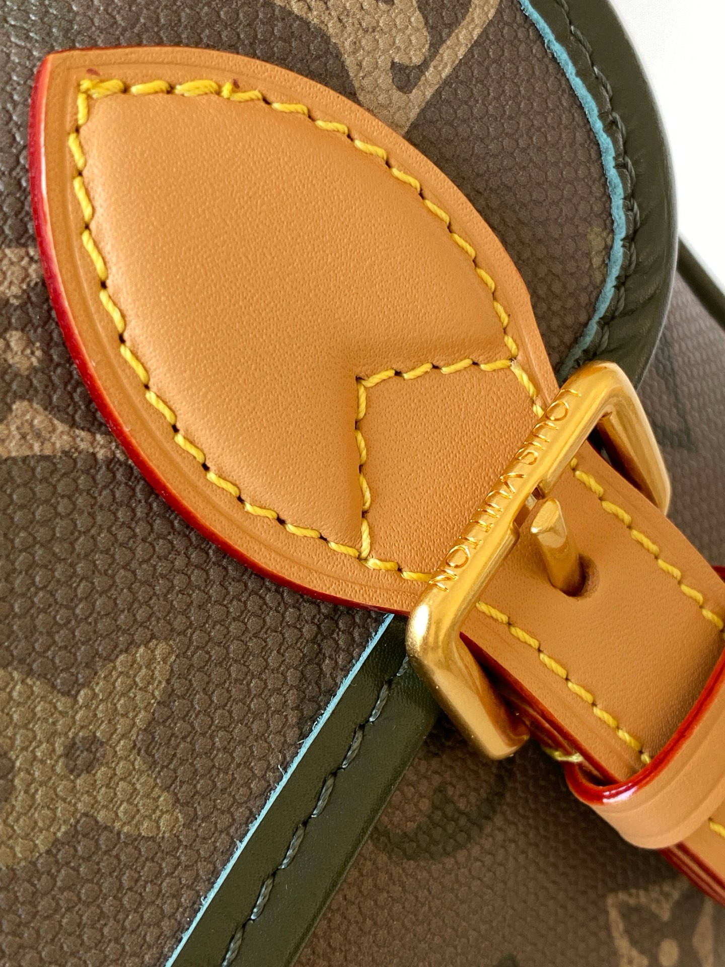 P540 ¥15 x 6 x 19.5 cm - Image 6