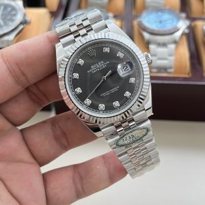 Alternative view of Rolex Datejust Series / 41mm Gray Diamond Dial / 3235 Automatic Mechanical Movement