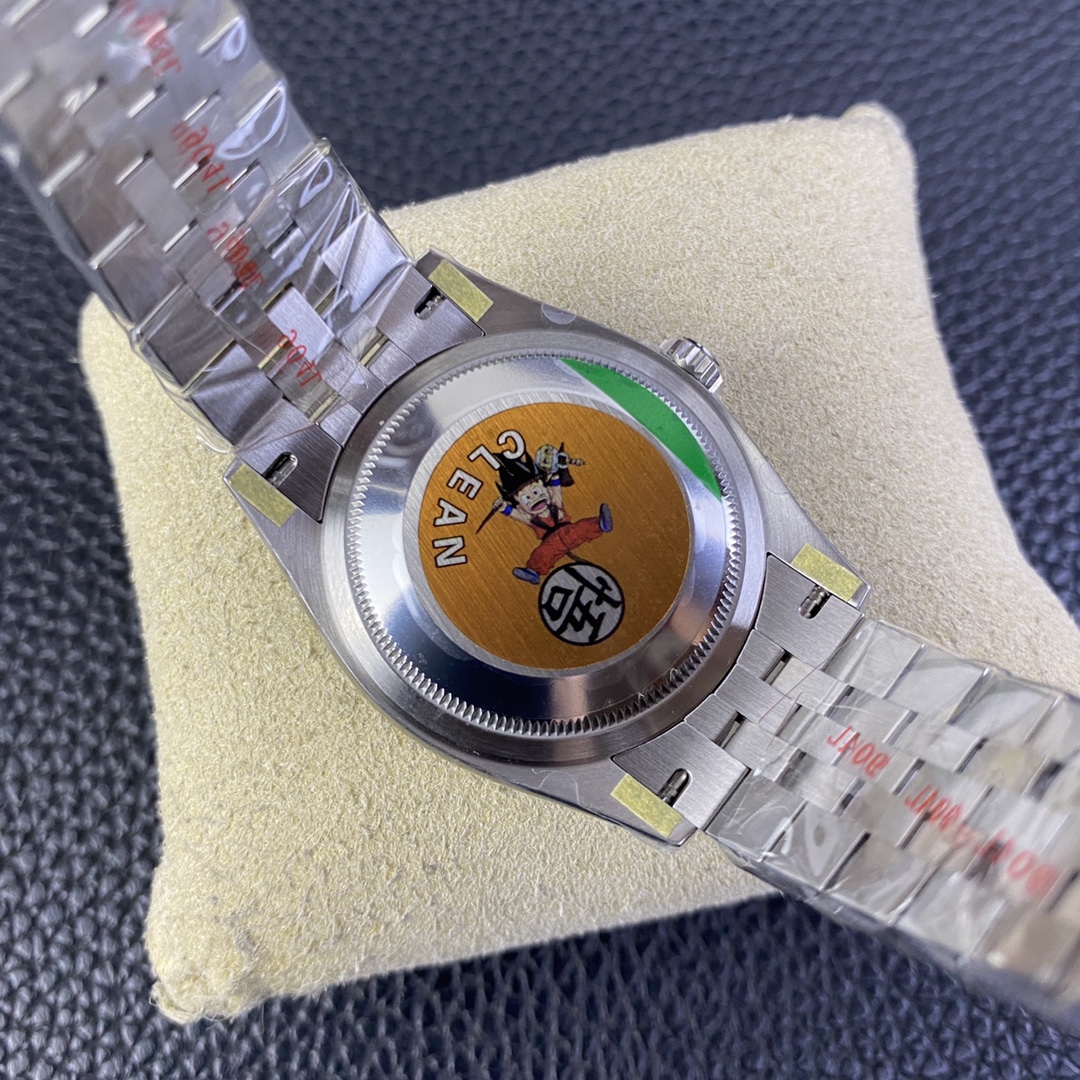 Clean Factory/C Factory Rolex 126234 36mm Datejust Diamond-Set Model Now Shipping Great news for those with smaller wrists! This release features the 36mm Datejust, a perfect 1:1 replica molded with the 3235 movement. For the first time, it comes in blue/black/green/white Roman numeral dials—all authentic replica molds. It maintains the same quality as the 41mm Datejust previously launched by C Factory.A series of authenticity comparisons will follow. For the green dial's color reference, see the 41mm green model comparison. Case and bracelet remain crafted from 904L stainless steel. The highly anticipated palm leaf pattern will be released soon—stay tuned! - Image 7