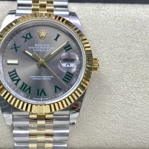 Green Bamboo Basket with Five Gold Beads 41