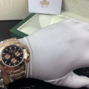 Royal Authentic  Rolex Daytona Men's Chronograph Watch
