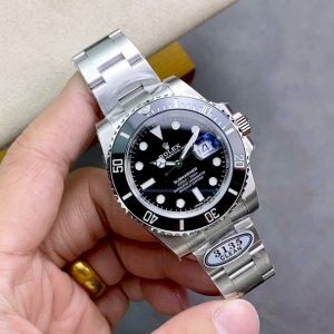 Factory Rolex 116610 Black Submariner CLEAN Factory Genuine Clean V4 latest bezel version, hand-polished three-dimensional hands/no need to replace substitute hands. Black-green/steel-colored Submariner, continues to use AR steel bracelet. Clean two-tone bracelet/AR steel bracelet (exclusive three-section link design + no exposed steel on sides). Clean top-tier substitute green dial, Clean independently developed blue dial, all 904L material.(Genuine 18K vacuum electroplating, free replacement for color fading) This release features five models: 116610 (Black/Green) All-Steel Submariner 114060 (Black) No-Date Submariner 116613 (Black/Blue) Two-Tone Submariner Movement: Dandong 3135 only Perhaps what you gain is far more than you ever imagined...Stay tuned. C Factory stands with you in pursuit of excellence.