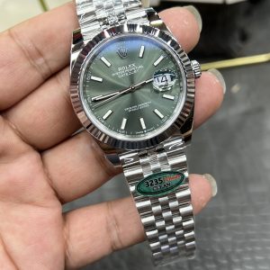 Alternative view of Top-tier Rolex Datejust/41mm Green Datejust/Dandong 3235 Integrated Automatic Mechanical
