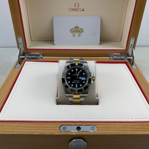 Royal Authentic  Rolex Black Gold Submariner Watch