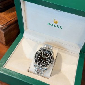 N+ Rolex GMT, three-link bracelet with full black bezel - luminous display 🙈 Available with either 3186 or 3285 movement!