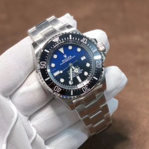 Alternative view of Rolex Gradient Ghost King Men's Watch If you prefer larger watches, this might be worth considering.