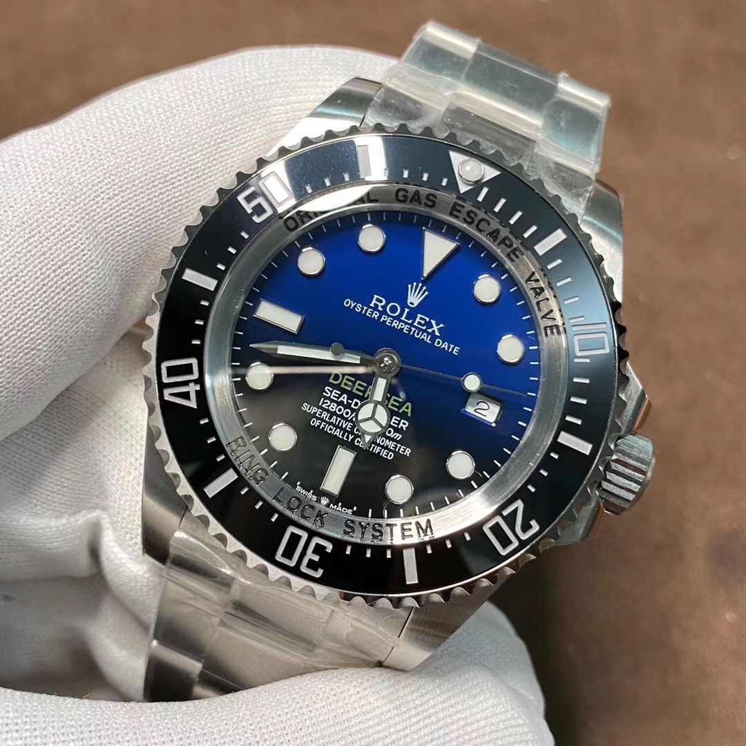 Rolex Gradient Ghost King Men's Watch If you prefer larger watches, this might be worth considering. - Image 4