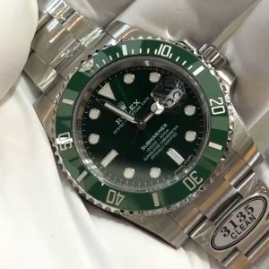 Rolex Submariner Series Model 116610 Men's 40mm Ceramic Bezel with 60-Minute Markings Deep Water Resistance 🏊‍♀️🏊🏊 Nickname: Green Submariner
