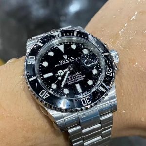 It's raining 🌧️ Wear your waterproof gear and you won't have to run [666]