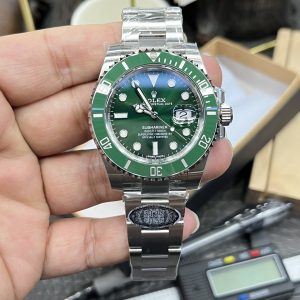 Rolex Submariner "Green Ghost" / 40mm Submariner "Green Water Ghost" / Shanghai Movement Modified to Dandong 3135 Automatic Mechanical
