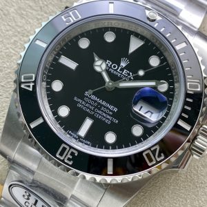 Alternative view of Factory Rolex 116610 Black Submariner CLEAN Factory Genuine Clean V4 latest bezel version, hand-polished three-dimensional hands/no need to replace substitute hands. Black-green/steel-colored Submariner, continues to use AR steel bracelet. Clean two-tone bracelet/AR steel bracelet (exclusive three-section link design + no exposed steel on sides). Clean top-tier substitute green dial, Clean independently developed blue dial, all 904L material.(Genuine 18K vacuum electroplating, free replacement for discoloration) This release features five models: 116610 (Black/Green) All-Steel Submariner 114060 (Black) No-Date Submariner 116613 (Black/Blue) Two-Tone Submariner Currently only equipped with 3135 and 2836 movements. Delivery schedule to be determined. Perhaps what you receive will far exceed your expectations...Stay tuned. C Factory stands with you in pursuit of excellence.
