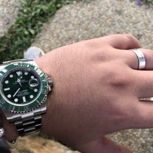 Green Submariner, full of swagger