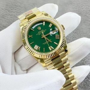 Alternative view of Rolex Day-Date collection watch, powered by the 2836 movement. Exclusive real-life photos—truly substantial in the hand. Crystal-clear glass, authentic date display, hands with central pivots, and a distinctly three-dimensional bezel. Ready to wear right out of the box with exceptional feel. Say goodbye to lightweight watches forever. Weighted version, just as substantial as the boutique model! 40mm diameter, crafted by GM Factory.