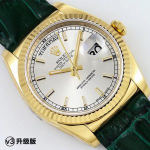 Alternative view of v3 Rolex (Classic Belt-Style Day-Date) DD 36mm Arrives, Exclusive Custom Matching Day-Date Dial [v7 Edition] Rolex's most iconic series—none other than the DD! Rolex Day-Date Series 118135/118138/118139 [Full Eight-Color Range]! To maintain official dimensions and thickness, it features the 2836-2 automatic mechanical movement, housed in a brand-new 904L steel case![Upgrade 1] Crown: Positioned identically to the official model with a prominent design and a smooth, tapered finish matching the bracelet. [Upgrade 2] Bracelet: Front side features authentic color matching the genuine product. Back side code "346763" is printed identically to the official model, including font, color, and bracelet line alignment. [Upgrade 3] Glass: Sapphire crystal features Rolex's new anti-counterfeiting logo with virtual dots, internally printed at the center of the glass.[Upgrade 4] Case Back: Engravings on all four lug angles match the genuine version. Special attention given to distinct engravings for white, yellow, and rose gold cases! Both sandblasted and polished sections on the case back are meticulously replicated! [Upgrade 5] Case Profile: Case curvature and overall thickness are proportionally identical to the official model. Crown features the official two-degree waterproof symbol, and the side retains the authentic QR code sticker!The iconic "Gold Rolex" is the Day-Date, commonly abbreviated as DD. Its official full name is the Oyster Perpetual Day-Date. The earliest DD model likely originated from the President series, as U.S. presidents famously favored wearing Rolex's solid gold DD watches, propelling its fame—hence its nickname, the "President's Watch."Four simple words encapsulate this timepiece's defining features: waterproof, automatic, date, day. Limited stock available—act fast!