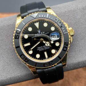 Alternative view of Gold Yacht 42mm
