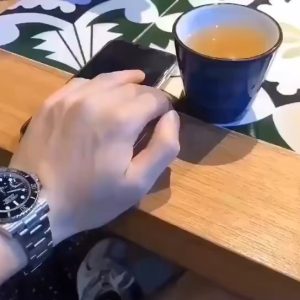 Life is each person's own experience, not anyone else's opinion. ⌚️Black Water Ghost