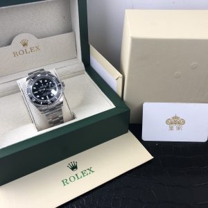 Royal Authentic  Rolex Submariner Men's Watch