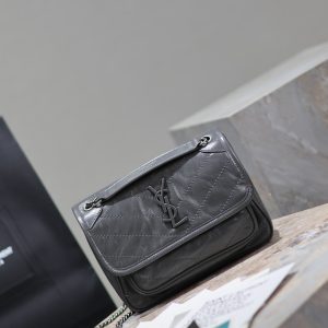 Alternative view of 【Genuine Leather】Small Size 22cm_#Dark Gray# The new version of Niki is more practical, featuring an additional D-ring on each side compared to the original design. This extra manufacturing step enhances its load-bearing capacity! Genuine Leather P950 【Matching Packaging】 Model: 633151 Genuine Leather Dimensions: 22×16.5×12cm