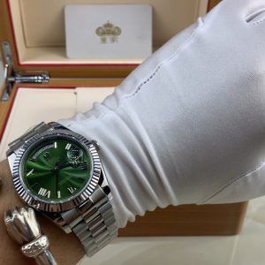 Royal Authentic Footage: Rolex Datejust Men's Collection Watch Video Showcase