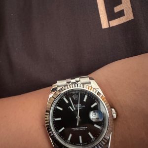 Buyer's Review (Log) Watch gets rave reviews—thanks for the stylish show, bro! 🐯 Wear this watch, and you're either a big spender or a true powerhouse! 🐯