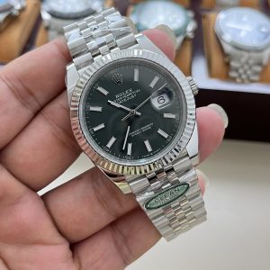 Alternative view of C劳力士-绿日志/41mm/3235丹东一体机